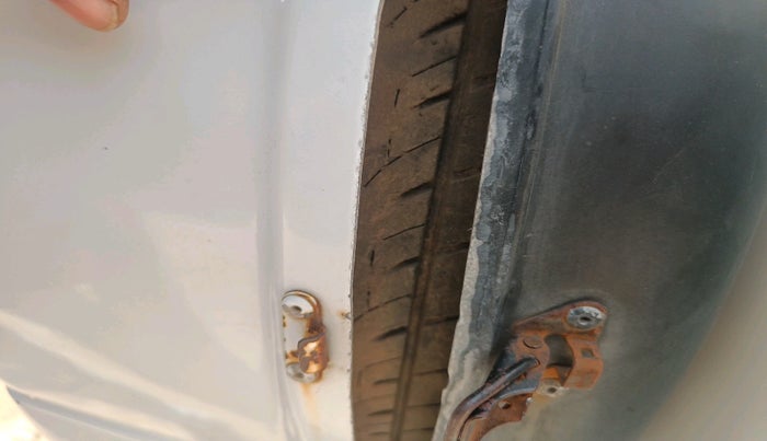 2016 Ford Ecosport TITANIUM 1.5L PETROL, Petrol, Manual, 1,04,685 km, tyre