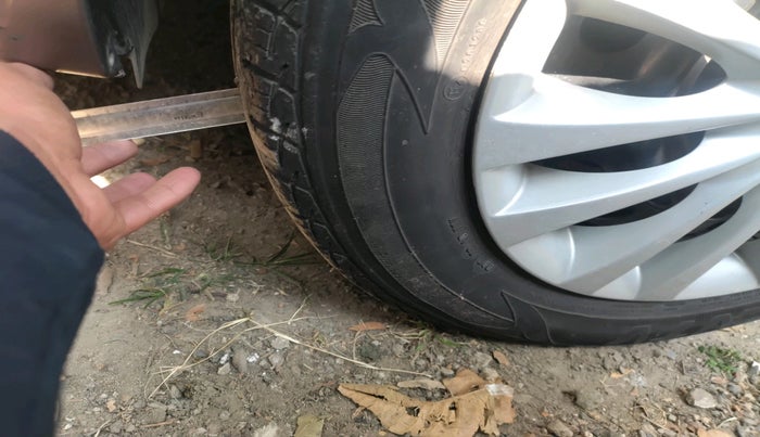 2016 Maruti Ciaz VXI, Petrol, Manual, 40,822 km, tyre