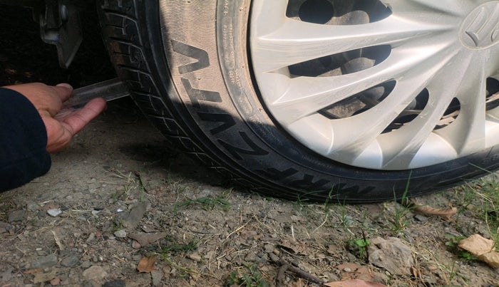 2016 Maruti Ciaz VXI, Petrol, Manual, 40,822 km, tyre