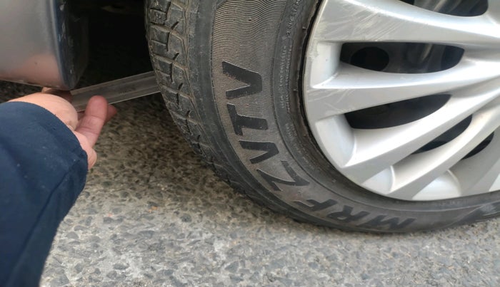 2016 Maruti Ciaz VXI, Petrol, Manual, 40,822 km, tyre