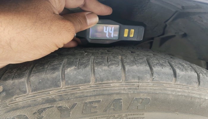 2018 Maruti Ciaz ALPHA 1.4 PETROL, Petrol, Manual, 34,168 km, tyre