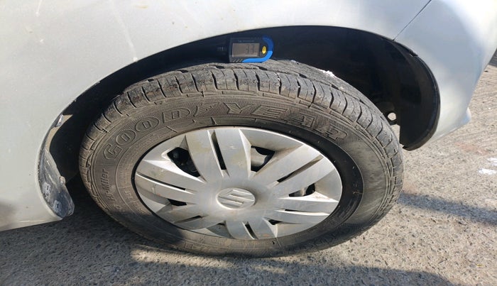 2014 Maruti Alto 800 VXI, Petrol, Manual, 19,617 km, tyre