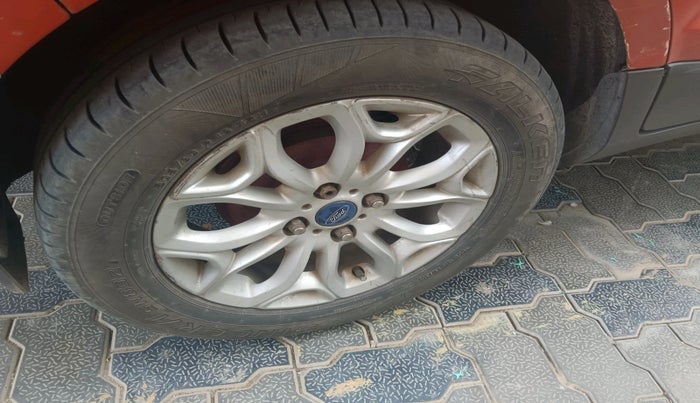 2015 Ford Ecosport TITANIUM 1.5L DIESEL, Diesel, Manual, 1,12,500 km, tyre