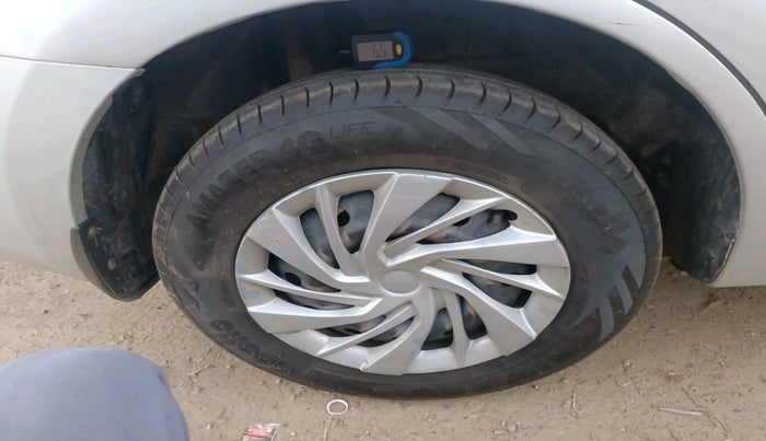 2019 Maruti Dzire VXI, Petrol, Manual, 69,642 km, tyre