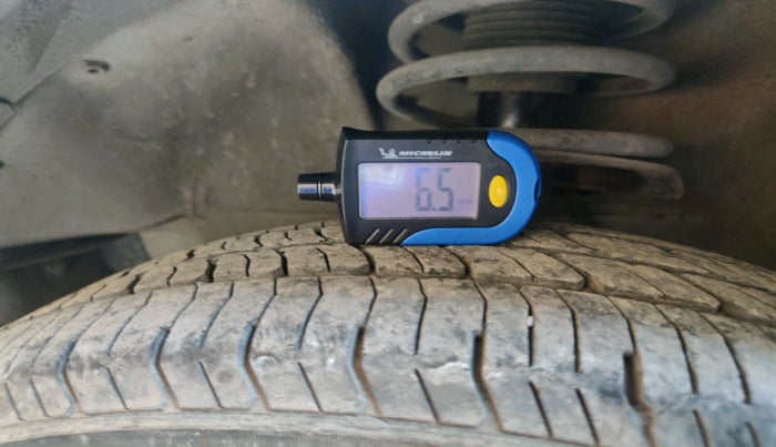 2011 Maruti Swift Dzire VXI, Petrol, Manual, 60,513 km, tyre