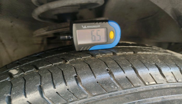 2011 Maruti Swift Dzire VXI, Petrol, Manual, 60,513 km, tyre