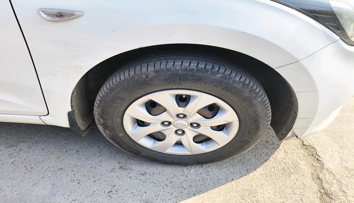 2016 Hyundai Elite i20 MAGNA 1.4 CRDI, Diesel, Manual, 79,364 km, tyre