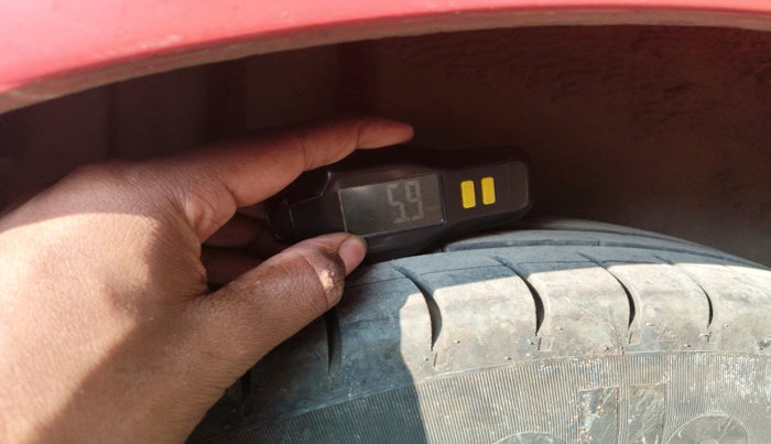 2013 Maruti Swift Dzire VXI, Petrol, Manual, 1,64,203 km, tyre