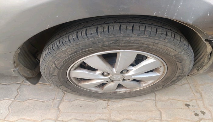 2012 Hyundai i20 SPORTZ 1.2, Petrol, Manual, 62,930 km, tyre