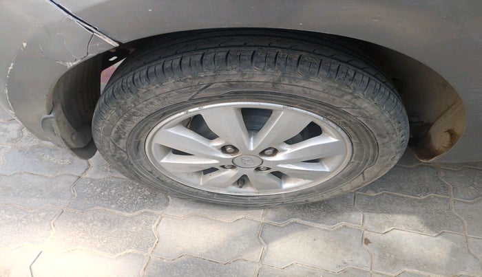 2012 Hyundai i20 SPORTZ 1.2, Petrol, Manual, 62,930 km, tyre