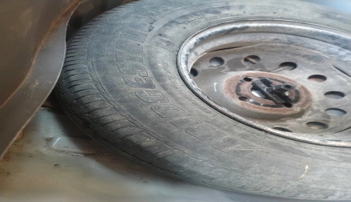 2013 Hyundai i10 SPORTZ 1.2, Petrol, Manual, 47,058 km, tyre