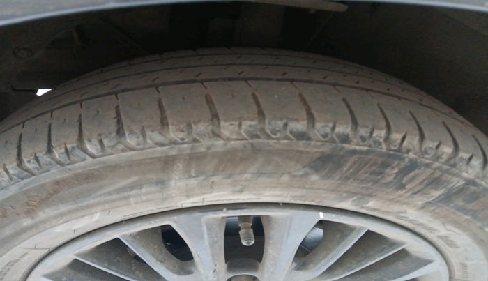 2020 Maruti XL6 ZETA MT, Petrol, Manual, 27,892 km, tyre