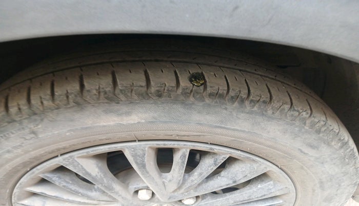 2020 Maruti XL6 ZETA MT, Petrol, Manual, 27,892 km, tyre