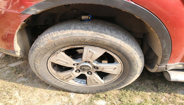 2013 Mahindra XUV500 W8, Diesel, Manual, 1,09,683 km, tyre