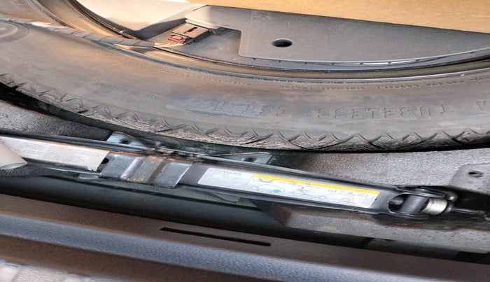 2017 Skoda Kodiaq STYLE 2.0 TDI 4X4 AT, Diesel, Automatic, 1,29,617 km, tyre