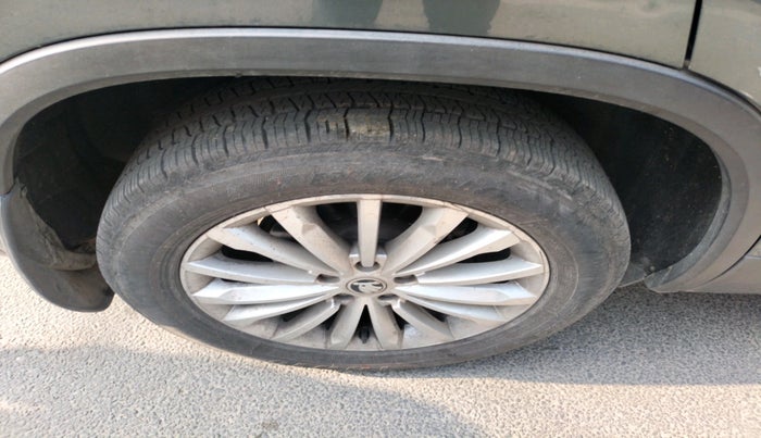 2017 Skoda Kodiaq STYLE 2.0 TDI 4X4 AT, Diesel, Automatic, 1,29,617 km, tyre