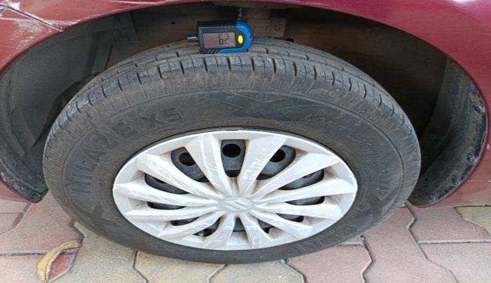 2016 Maruti Swift Dzire VXI, Petrol, Manual, 37,755 km, tyre