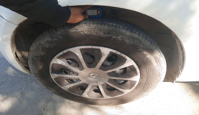 2016 Maruti Ritz VXI, Petrol, Manual, 19,000 km, tyre