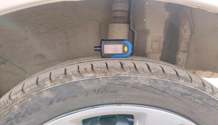 2016 Toyota Etios G, Petrol, Manual, 85,577 km, tyre