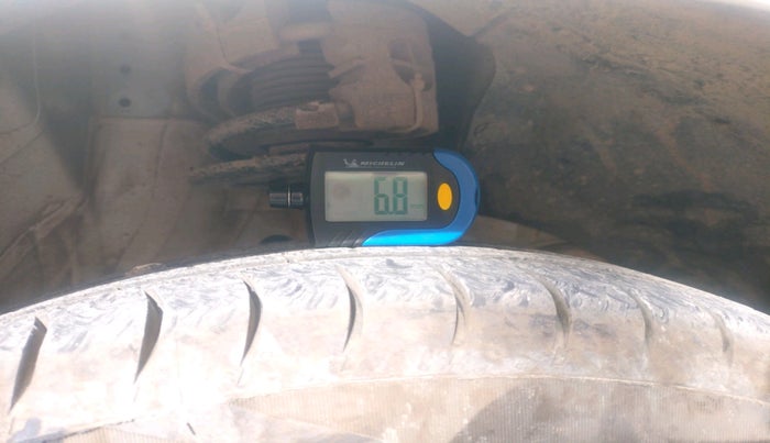 2022 Maruti Swift VXI, Petrol, Manual, 46,800 km, tyre