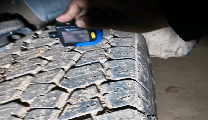 2022 Mahindra Thar LX D AT 4WD HT, Diesel, Automatic, 69,421 km, tyre