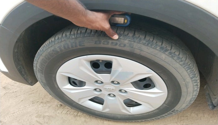 2018 Hyundai Creta E PLUS 1.6 PETROL, Petrol, Manual, 77,527 km, tyre