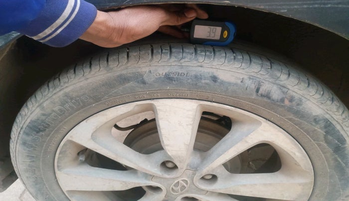 2016 Hyundai Elite i20 ASTA 1.2, Petrol, Manual, 1,15,643 km, tyre