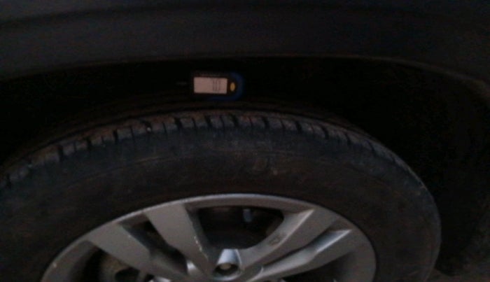 2016 Maruti Vitara Brezza ZDI PLUS DUAL TONE, Diesel, Manual, 85,841 km, tyre