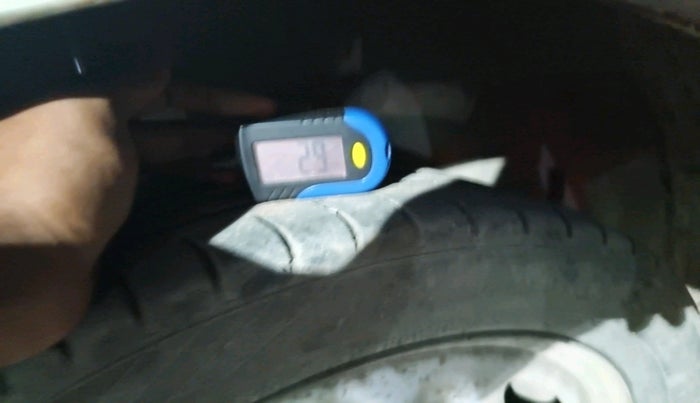 2013 Chevrolet Beat LT DIESEL, Diesel, Manual, 83,045 km, tyre