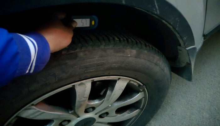 2018 Mahindra XUV500 W9 AT, Diesel, Automatic, 51,867 km, tyre