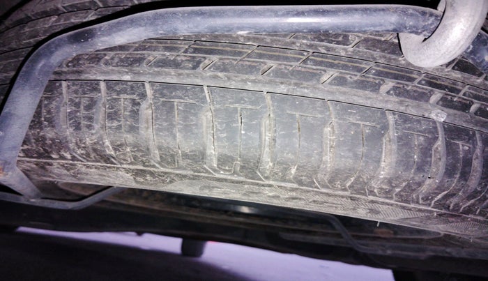 2021 Maruti XL6 ALPHA AT, Petrol, Automatic, 26,185 km, tyre