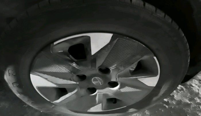 2023 Tata TIAGO EV XZ PLUS LONG RANGE, Electric, Automatic, 72,795 km, tyre