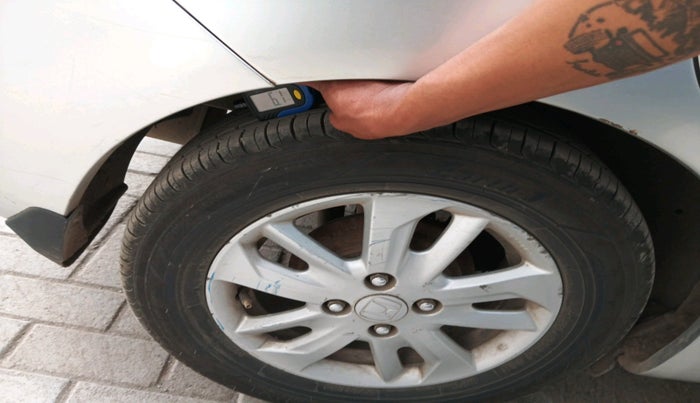 2013 Honda Amaze 1.5L I-DTEC VX, Diesel, Manual, 1,27,865 km, tyre