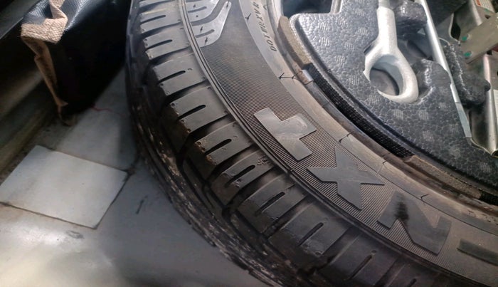 2017 Maruti S Cross DELTA 1.3, Diesel, Manual, 66,664 km, tyre