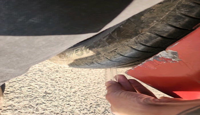 2011 Hyundai i10 ERA 1.1, Petrol, Manual, 64,670 km, tyre