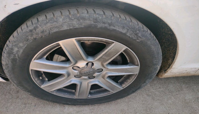 2011 Audi A6 2.0 TDI, Diesel, Automatic, 98,067 km, tyre