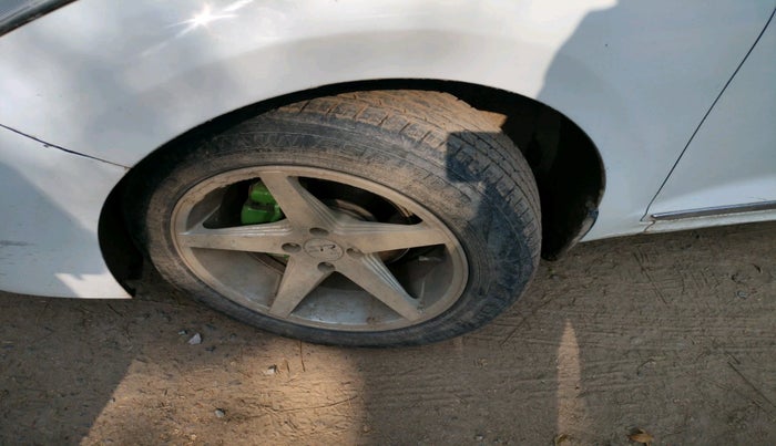 2018 Hyundai Verna 1.6 SX (O) CRDI MT, Diesel, Manual, 98,916 km, tyre