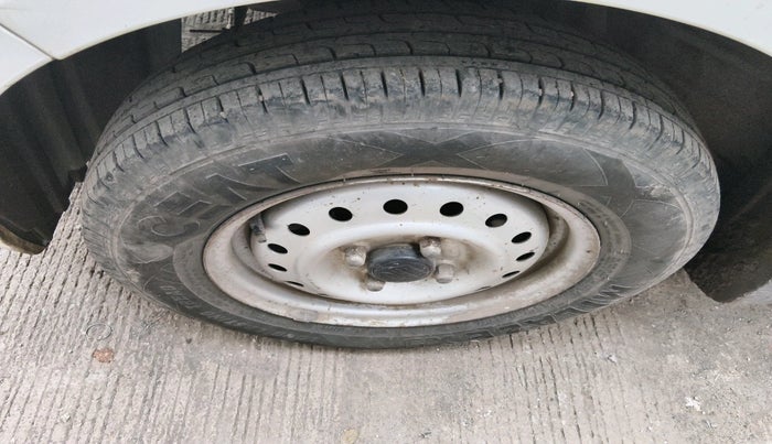 2019 Maruti New Wagon-R LXI CNG 1.0, Petrol, Manual, 52,378 km, tyre