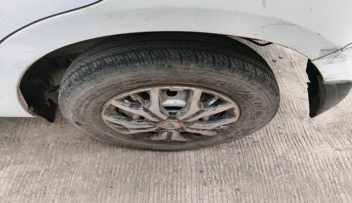 2019 Maruti New Wagon-R LXI CNG 1.0, Petrol, Manual, 52,378 km, tyre