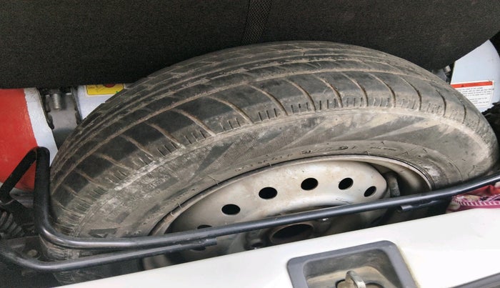 2019 Maruti New Wagon-R LXI CNG 1.0, Petrol, Manual, 52,378 km, tyre