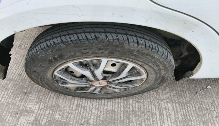 2019 Maruti New Wagon-R LXI CNG 1.0, Petrol, Manual, 52,378 km, tyre