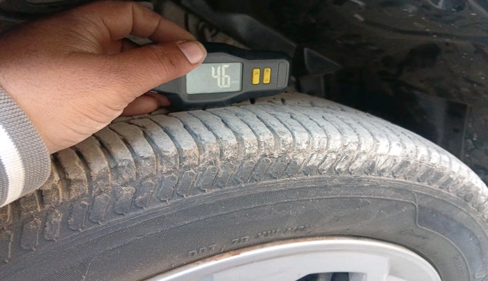 2017 Maruti Vitara Brezza VDI (O), Diesel, Manual, 89,893 km, tyre