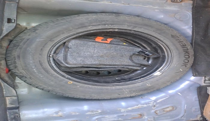 2019 Hyundai VENUE SX(O) 1.4 CRDI, Diesel, Manual, 1,29,367 km, tyre