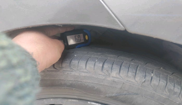 2017 Maruti Ciaz SIGMA 1.4 MT PETROL, Petrol, Manual, 99,540 km, tyre