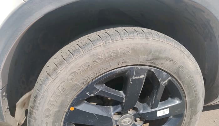 2021 Tata Safari XT, Diesel, Manual, 75,744 km, tyre