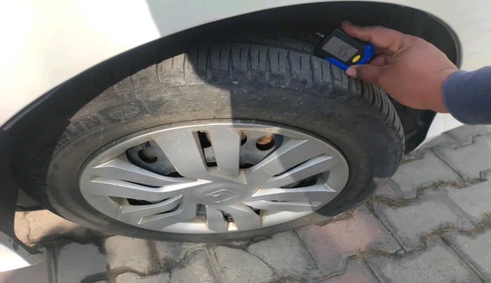 2014 Honda City 1.5L I-VTEC SV, Petrol, Manual, 65,928 km, tyre