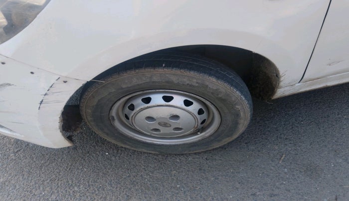 2018 Tata Tiago XM PETROL, Petrol, Manual, 92,137 km, tyre