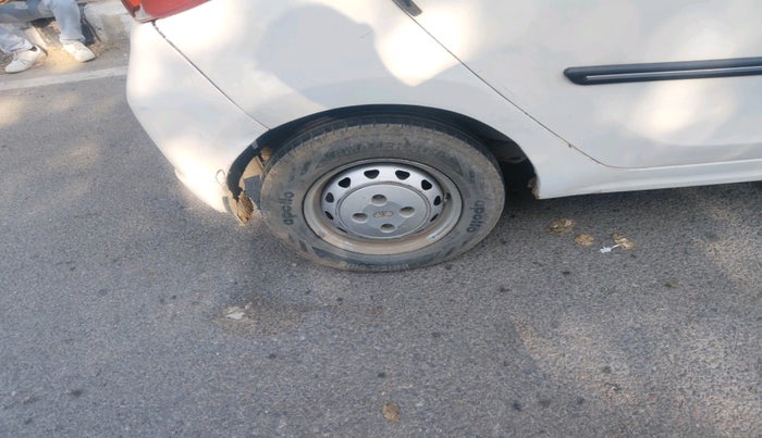 2018 Tata Tiago XM PETROL, Petrol, Manual, 92,137 km, tyre