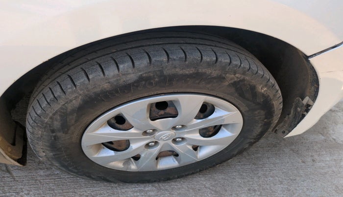 2017 Hyundai Elite i20 SPORTZ 1.4 CRDI, Diesel, Manual, 1,49,185 km, tyre