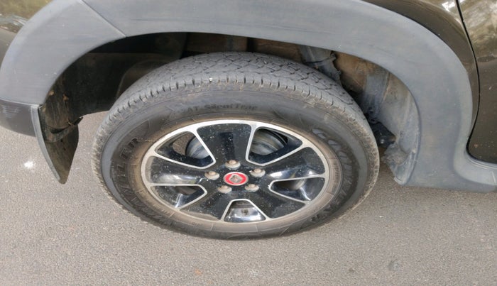 2018 Renault Duster 85 PS RXS MT DIESEL, Diesel, Manual, 74,795 km, tyre